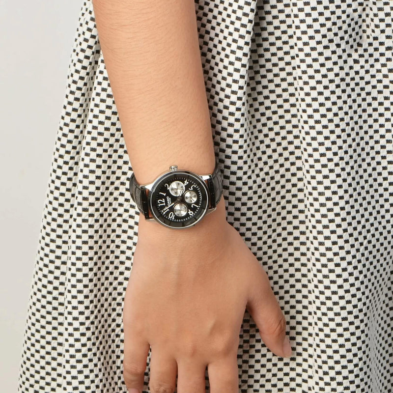 Casio Women's Analog Wristwatch - LTP-2084L-1B